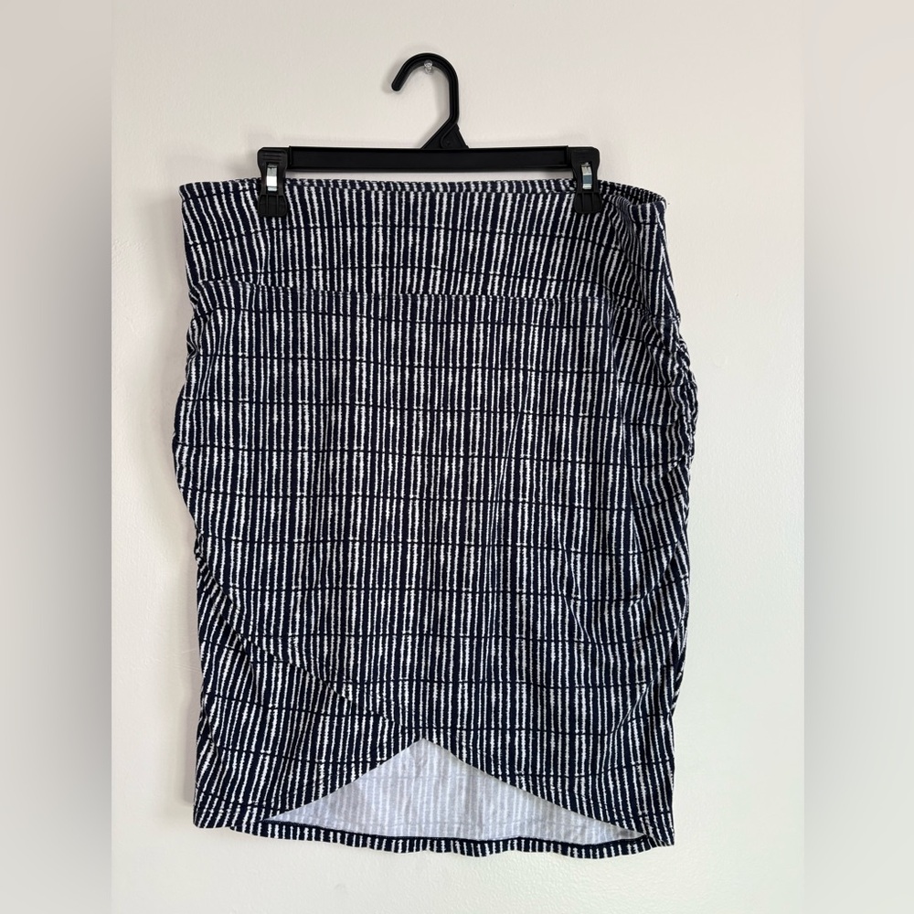 Athleta Navy and White Striped Pencil Skirt